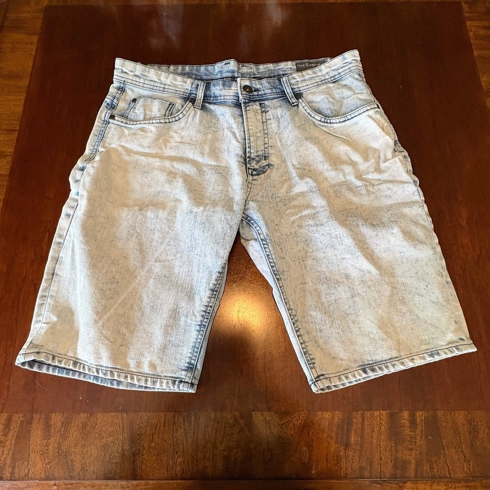 Light Wash Denim Shorts Size 34 Stretch Casual Summer Shorts